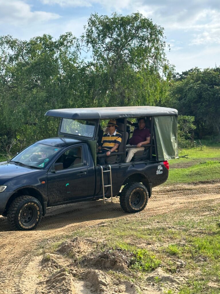 jeep_yala